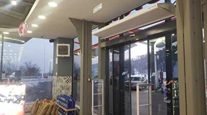 Рабочий в каске